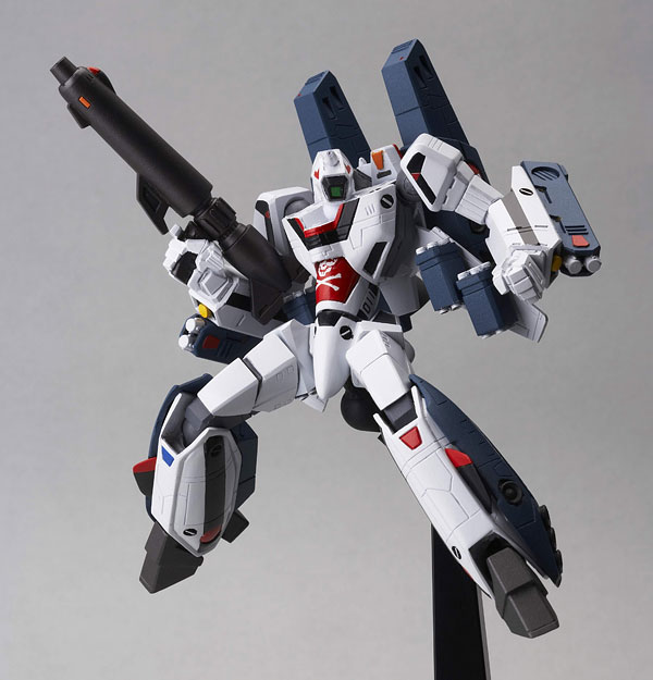 【旧版】 リボルテック No.038 劇場版 スーパーバルキリー VF-1A 〈一条輝機〉 GDS-9545_02.jpg