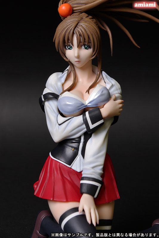 HOB-FIG-7737_05.jpg