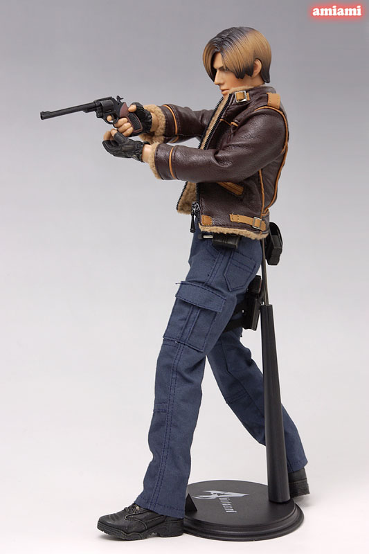 HOB-FIG-7108_03.jpg