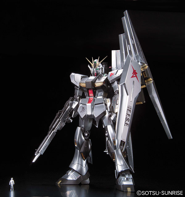 MG 1/100 ν（ニュー）ガンダム（メタリックコーティングVer.） プラモデル