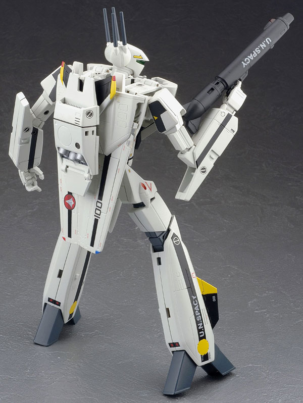 やまとマクロスシリーズ 1/60 完全変形 VF-1S ロイ・フォッカー機 TOY-RBT-0322_02.jpg