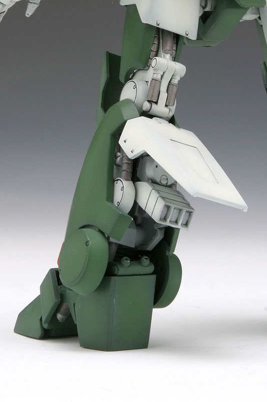 メガゾーン23 PART II GR-2 ガーランド(量産型ガーランド) プラスチック製未塗装組立キット