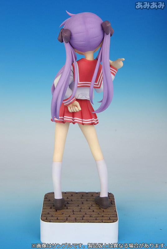 らき☆すた 柊かがみ 制服Ver. 完成品フィギュア FIG-MOE-0620_03.jpg