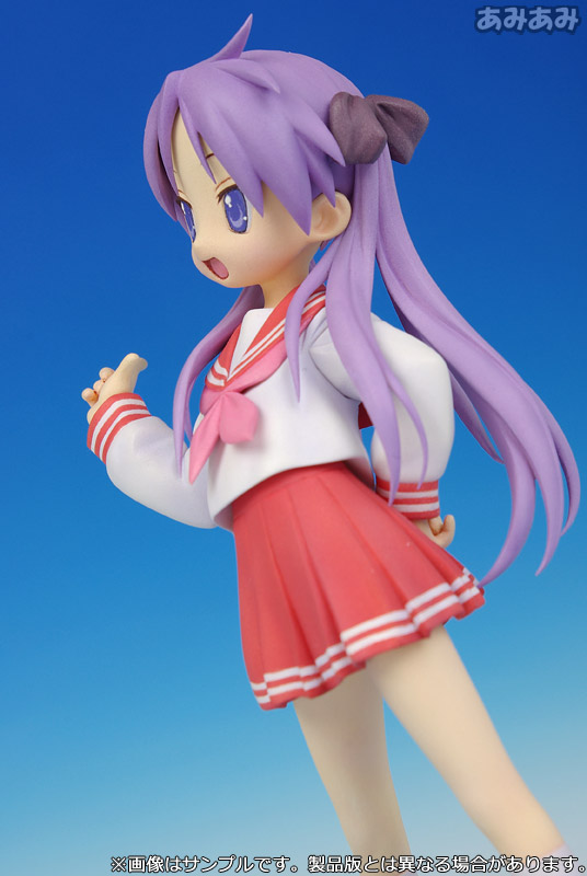 らき☆すた 柊かがみ 制服Ver. 完成品フィギュア FIG-MOE-0620_12.jpg