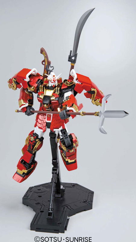 MG 1/100 真武者頑駄無 戦国の陣 プラモデル