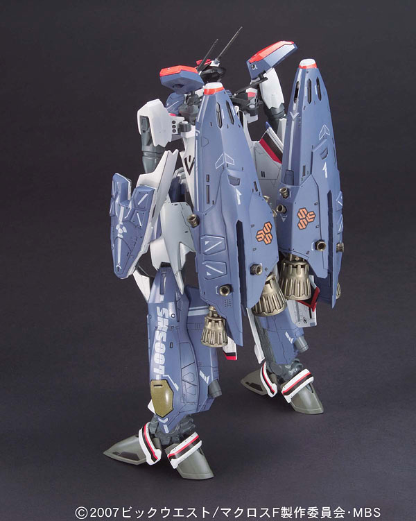 マクロスf フロンティア 1 72 Vf 25f スーパーメサイアバルキリー アルト機 プラモデル 再販 バンダイ 在庫切れ