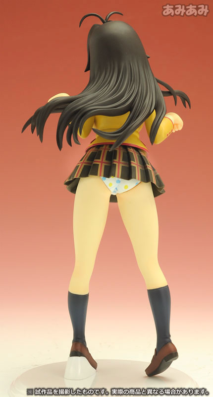 FIG-MOE-0456_04.jpg