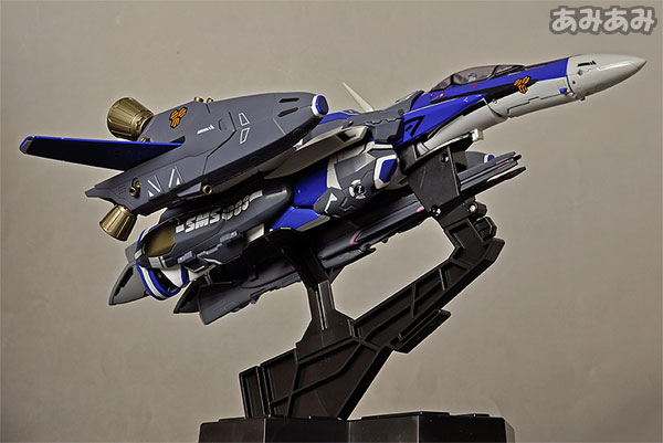 TOY-RBT-0533_16.jpg
