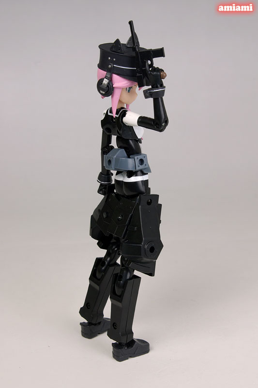 FIG-MOE-0982_06.jpg