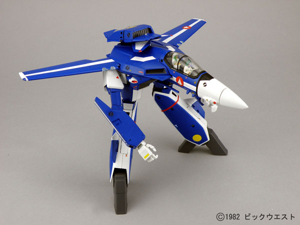 超時空要塞マクロスVF-1Dヴァージンロード完全変形1/60YAMATO Amazon.co.jp: マクロス 1/60 完全変形 VF-1D ヴァージンロード