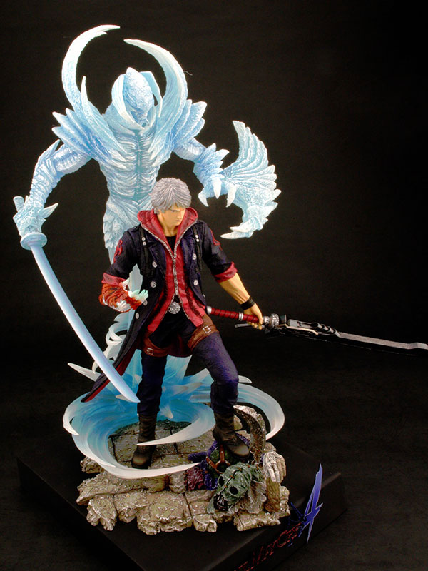 デビルメイクライ4 ネロ(魔人ネロ) 完成品フィギュア 初回販売特典つき