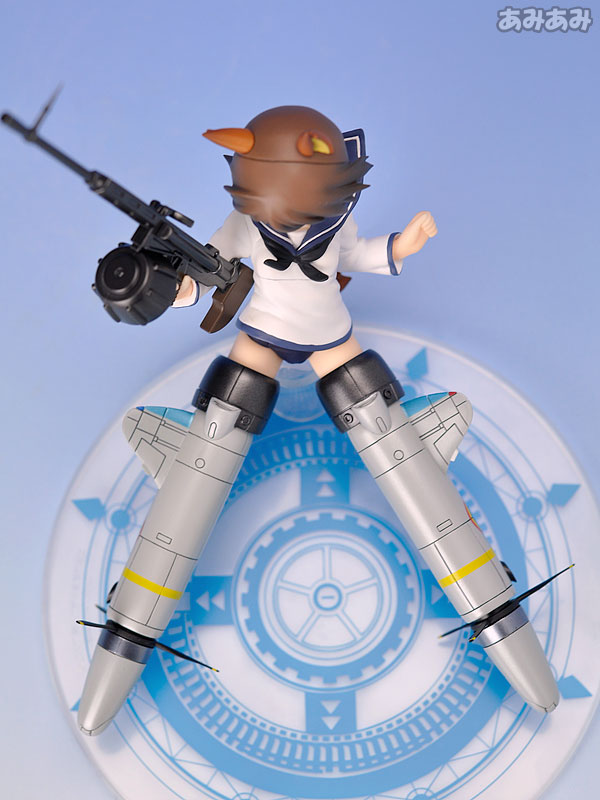 ストライクウィッチーズ 宮藤芳佳 1/8 完成品フィギュア