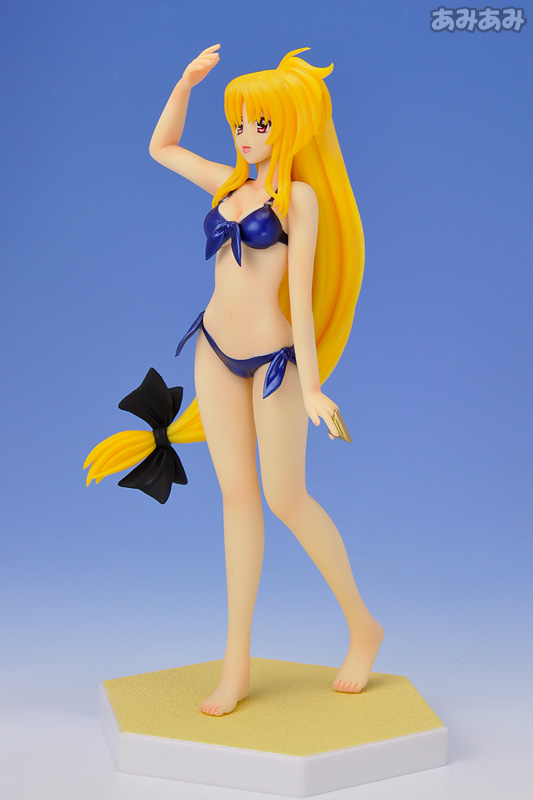 BEACH QUEENS 魔法少女リリカルなのはStrikerS フェイト・T・ハラオウン 1/10 完成品フィギュア FIG-MOE-1170_03.jpg