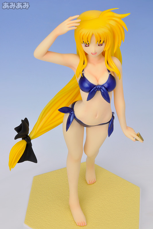 BEACH QUEENS 魔法少女リリカルなのはStrikerS フェイト・T・ハラオウン 1/10 完成品フィギュア FIG-MOE-1170_08.jpg