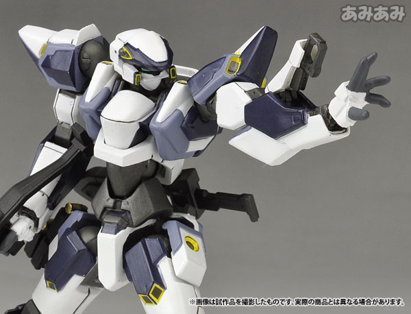 (未使用･未開封品)　リボルテックヤマグチ No.081 ARX-7 アーバレスト og8985z Amazon.co.jp: リボルテックヤマグチ No.081 ARX-7 アーバレスト