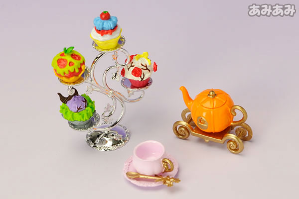 ディズニーキャラクター 夢と魔法のレストラン BOX（食玩