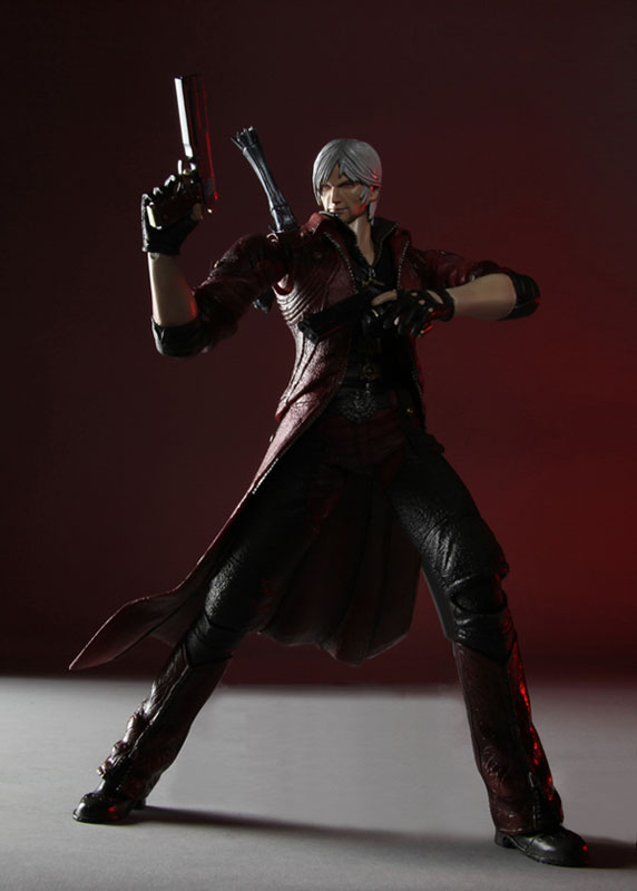 DEVIL MAY CRY4（デビルメイクライ4）プレイアーツ改 ダンテ