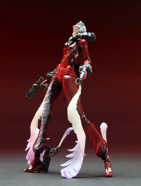 SQUARE ENIX - 値下げ　プレイアーツ改　ベヨネッタ Amazon.co.jp: BAYONETTA PLAY ARTS改 ベヨネッタ(PVC塗装済み