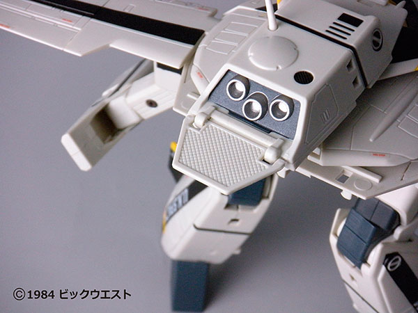 【リニューアルパッケージ版】やまとマクロスシリーズ 超時空要塞マクロス 1/48 完全変形 VF-1S ロイ・フォッカー機 HOB-FIG-0541_06.jpg