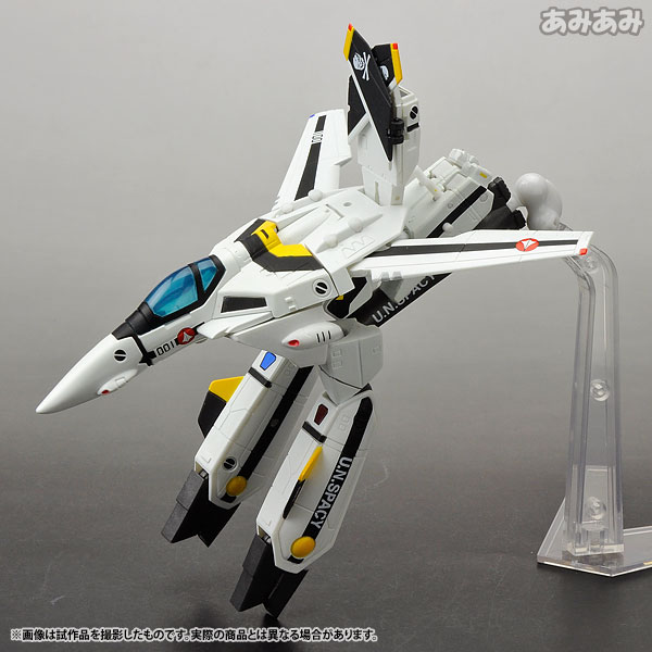 リボルテックヤマグチ No.083 三段変形バルキリー VF-1S 〈ロイ・フォッカー機〉[海洋堂]《在庫切れ》