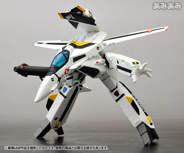 リボルテックヤマグチ No.083 三段変形バルキリー VF-1S 〈ロイ