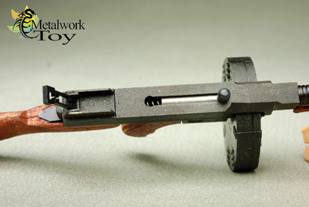 FIG-DOL-2122_02.jpg
