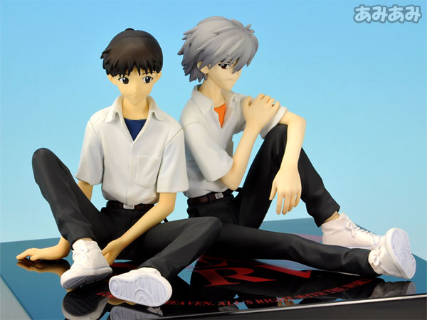 新世紀エヴァンゲリオン シンジ＆カヲル 制服Ver. 完成品フィギュア