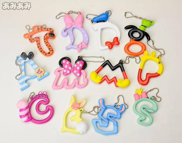 ディズニーキャラクター イニシャルリング マスコット Box 食玩 リーメント 在庫切れ