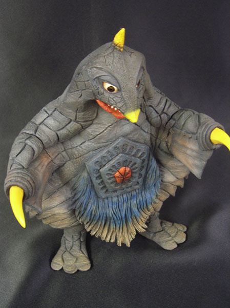 大怪獣シリーズ 帰ってきたウルトラマン編 宇宙大怪獣 ベムスター 完成