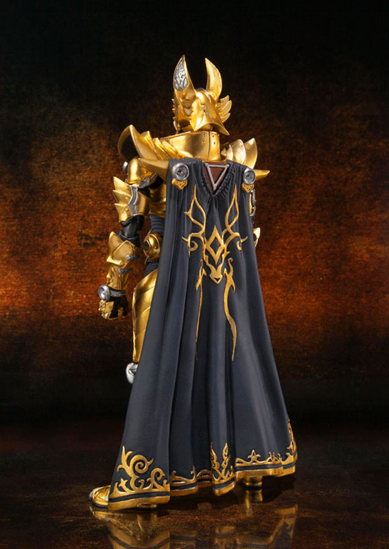 黄金騎士　牙狼　GARO フィギア　バンダイ Amazon.co.jp: TAMASHII NATIONS S.H.フィギュアーツ 黄金騎士牙