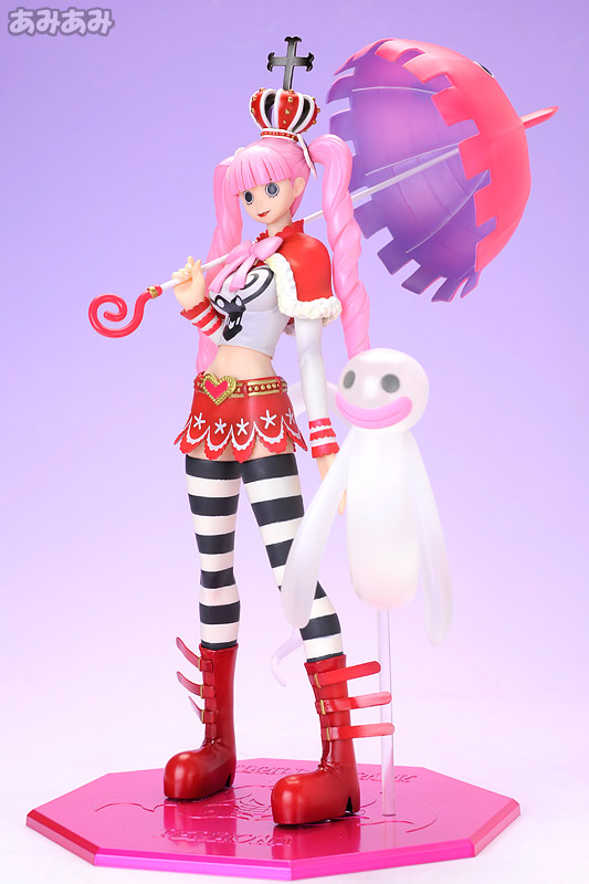 ペローナ様です。 ONE PIECE ゴーストプリンセス ペローナ PAST BLUE （初回限定特典付き