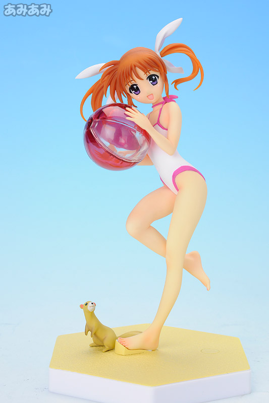 BEACH QUEENS 魔法少女リリカルなのは The MOVIE 1st 高町なのは 1/10 完成品フィギュア FIG-MOE-2214_01.jpg