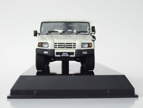 1/43ハイストーリー トヨタ メガクルーザーMEGA CRUISER 1996 白 1⁄43