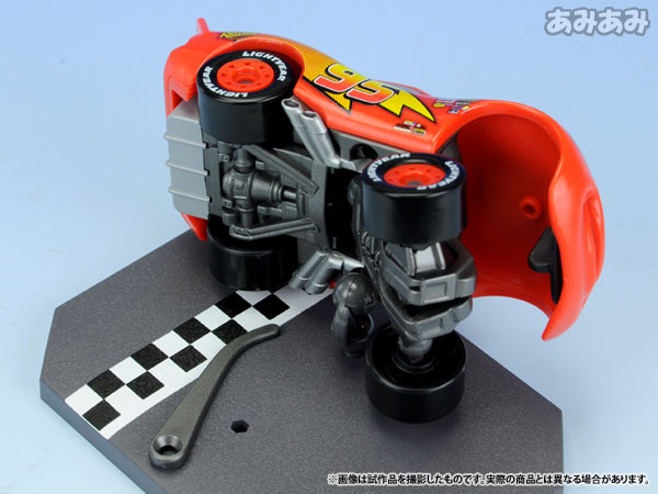 リボルテック ピクサーフィギュアコレクション No.003 ライトニング・マックィーン FIG-IPN-2695_12.jpg