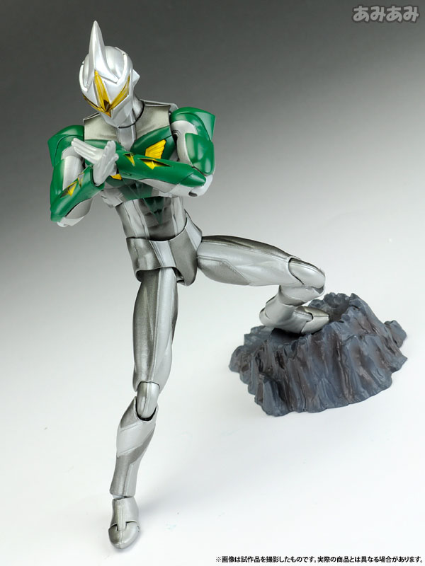 ULTRA-ACT ミラーナイト アクションフィギュア 『ウルトラマン
