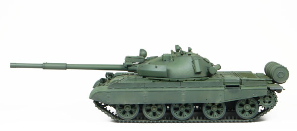 1/35 ソビエト軍 T-62 BDD主力戦車 Mod. 1984 プラモデル