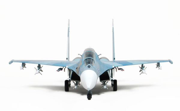 1/72 Su-27UB フランカー C型 プラモデル[トランペッターモデル]《在庫