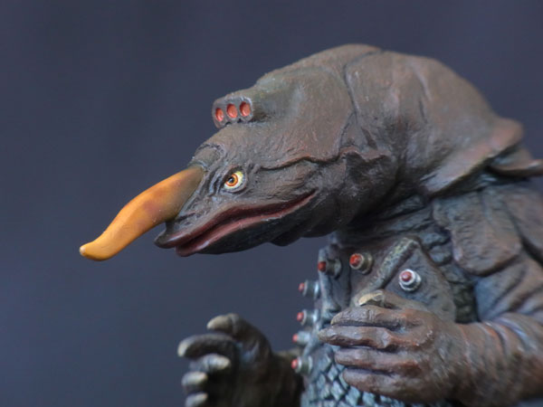 怪獣ミュージアム ザラガス 完成品フィギュア 『ウルトラマン』より