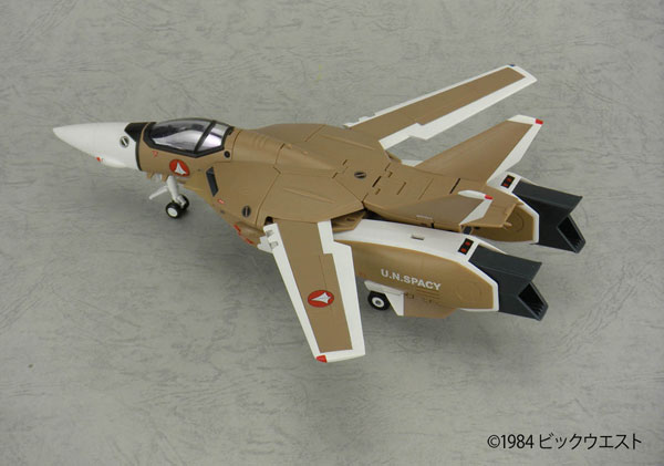 やまとマクロスシリーズ 超時空要塞マクロス-愛・おぼえていますか- 1/60 完全変形 VF-1A 量産機 劇場版 オプションパーツ付 TOY-RBT-2375_02.jpg