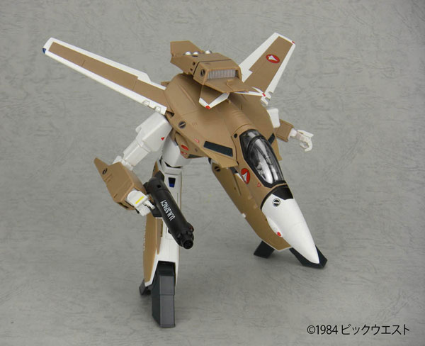やまとマクロスシリーズ 超時空要塞マクロス-愛・おぼえていますか- 1/60 完全変形 VF-1A 量産機 劇場版 オプションパーツ付 TOY-RBT-2375_07.jpg