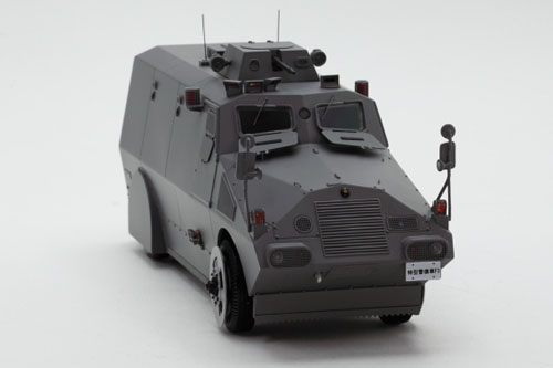 レイズ レジン製 1/43 F-3特型警備車 1970 警察本部機動隊警備車両