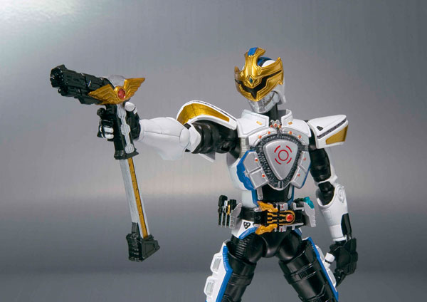S.H.フィギュアーツ 仮面ライダーイクサ 『仮面ライダーキバ』より TOY-TOK-2565_04.jpg