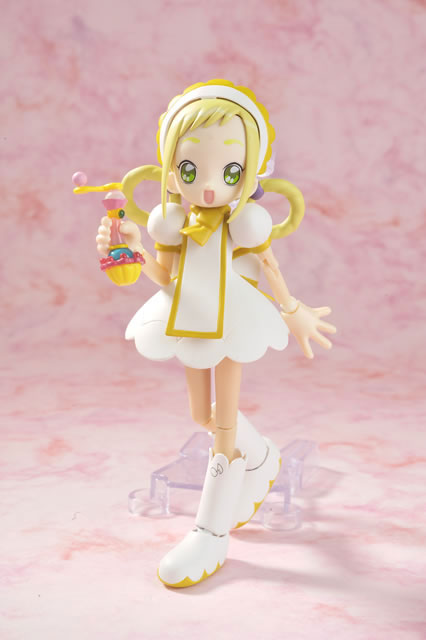 FIG-MOE-7202_02.jpg