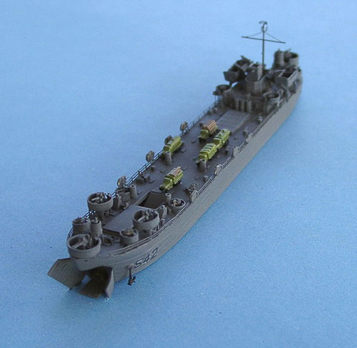 1/700 米海軍LST-1級戦車揚陸艦 LST-542 レジンキット