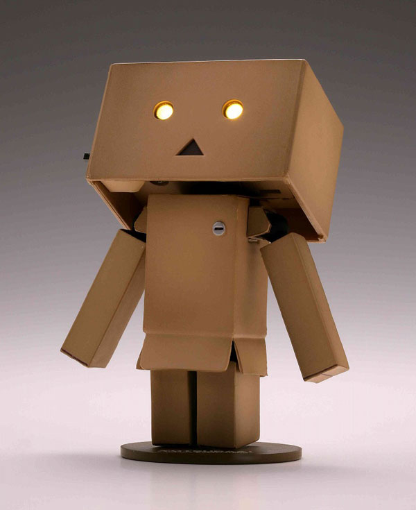 よつばと! リボルテックダンボー・ミニ ノーマルバージョン 単品 FIG-COL-5090_04.jpg