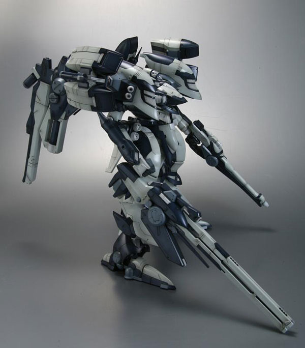 TOY-RBT-2720_02.jpg