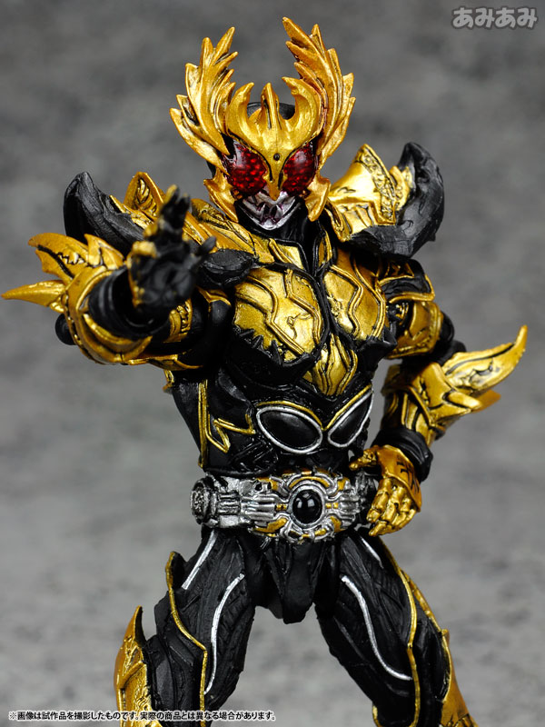 S.I.C.極魂 仮面ライダークウガ ライジングアルティメット TOY-TOK-02732_04.jpg