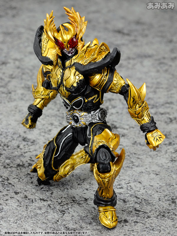 S.I.C.極魂 仮面ライダークウガ ライジングアルティメット TOY-TOK-02732_06.jpg