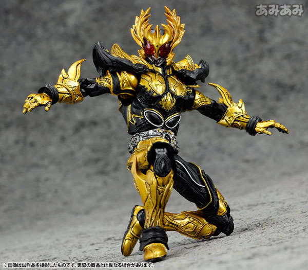 S.I.C.極魂 仮面ライダークウガ ライジングアルティメット TOY-TOK-02732_10.jpg