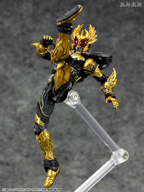 S.I.C.極魂 仮面ライダークウガ ライジングアルティメット TOY-TOK-02732_13.jpg